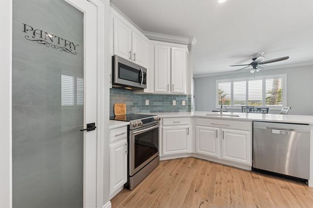 11534 SW Glengarry Court, Port St. Lucie, FL 34987