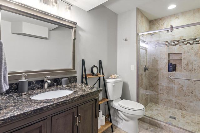 859 Fox Run Court, Oregon, WI 53575
