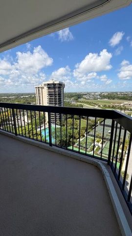 2425 Presidential Way Way 1703, West Palm Beach, FL 33401