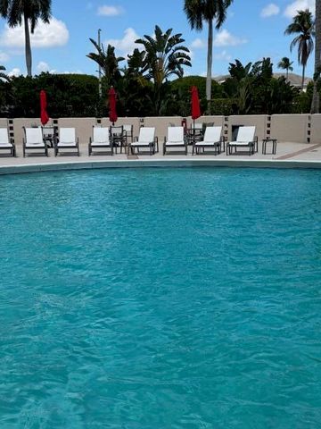 2425 Presidential Way Way 1703, West Palm Beach, FL 33401