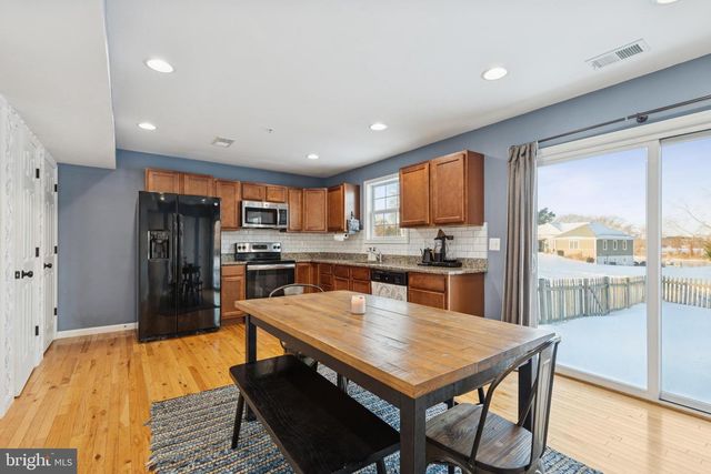 200 NEWTOWN RD, Chester, MD 21619