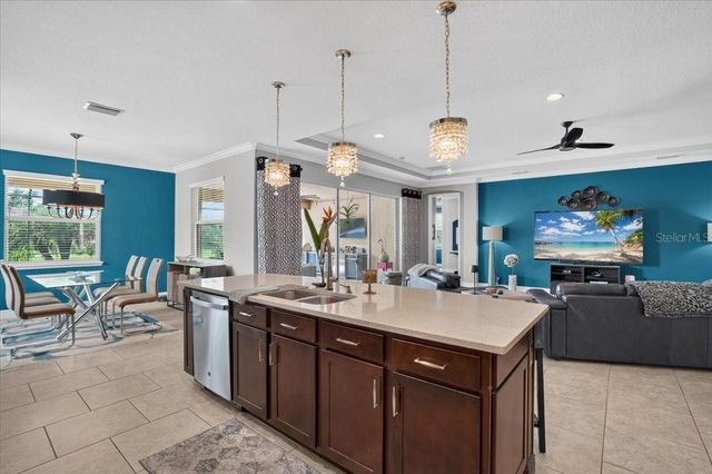 17009 1ST DRIVE E, Bradenton, FL 34212