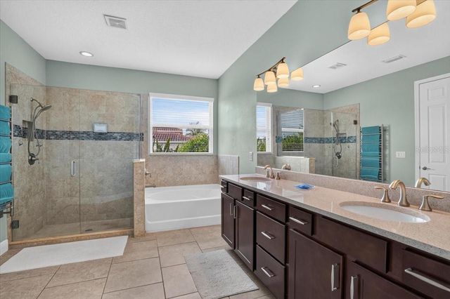17009 1ST DRIVE E, Bradenton, FL 34212