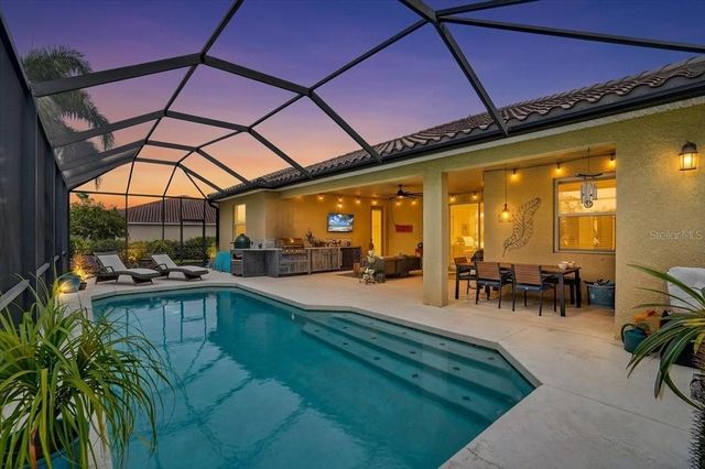 17009 1ST DRIVE E, Bradenton, FL 34212