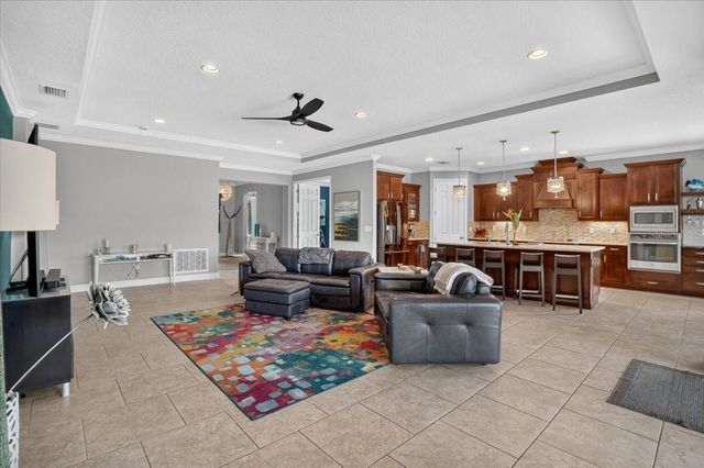 17009 1ST DRIVE E, Bradenton, FL 34212