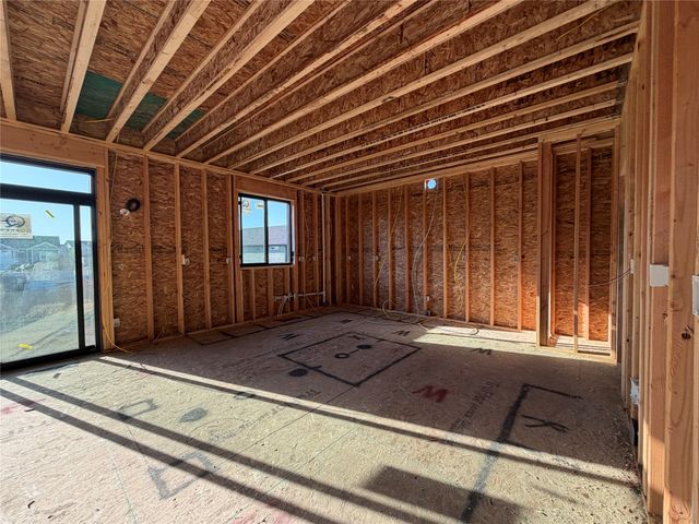 4735 Hillsdale Drive, Urbandale, IA 50322