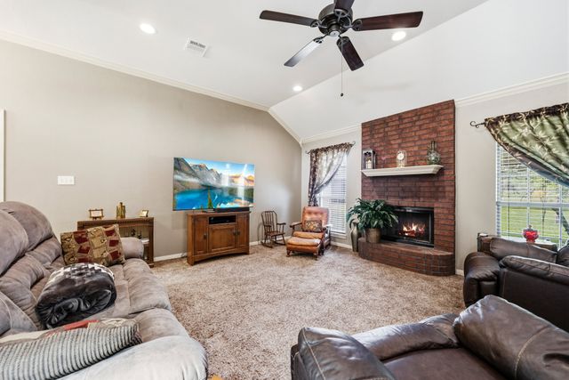 578 ElmWood Drive, Woodway, TX 76712