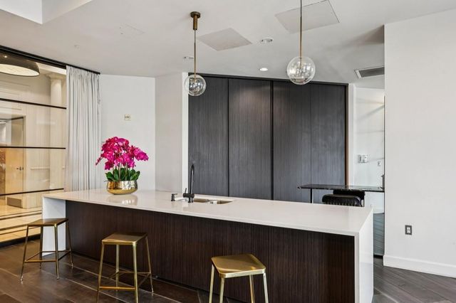 325 E Paces Ferry Road NE 1608, Atlanta, GA 30305