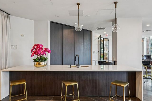 325 E Paces Ferry Road NE 1608, Atlanta, GA 30305