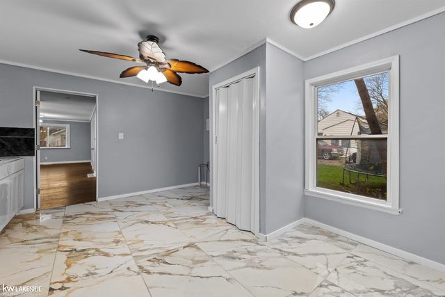 2105 Lambden Road, Flint, MI 48532