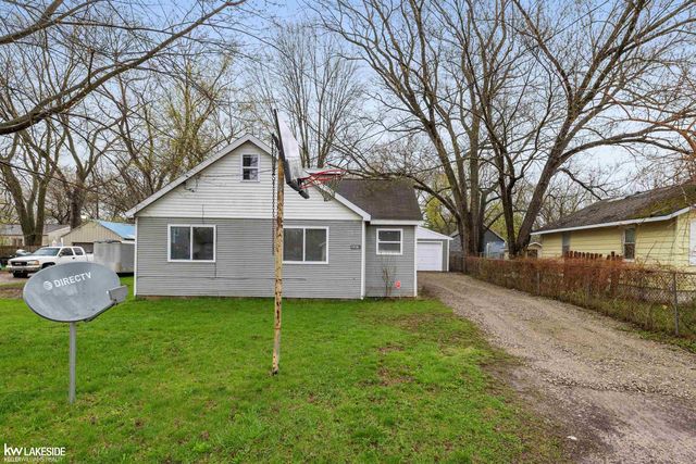 2105 Lambden Road, Flint, MI 48532