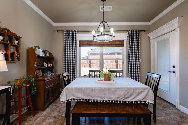 2805 Coldwater Dr, Benton, AR 72019