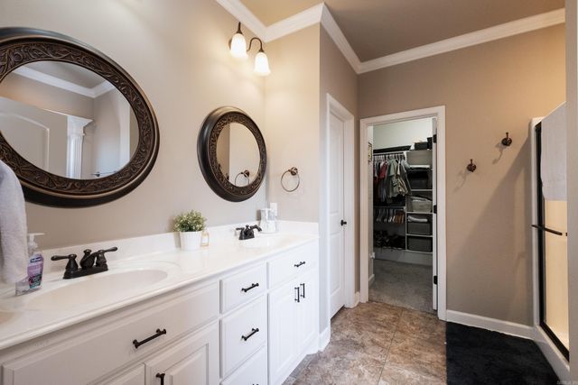 2805 Coldwater Dr, Benton, AR 72019