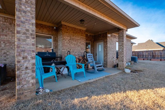 2805 Coldwater Dr, Benton, AR 72019