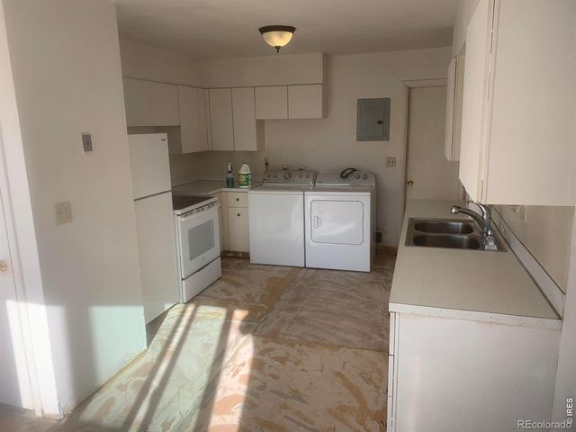 3754 S Inca Street, Englewood, CO 80110