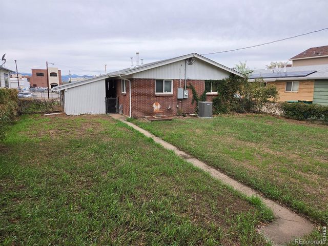 3754 S Inca Street, Englewood, CO 80110