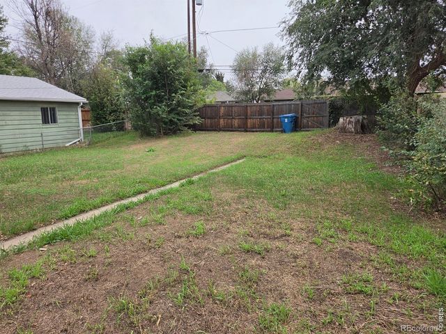 3754 S Inca Street, Englewood, CO 80110