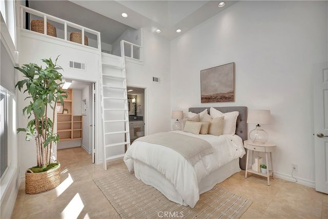 265 Bay Shore, Long Beach, CA 90803