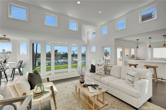 265 Bay Shore, Long Beach, CA 90803