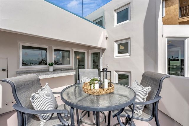 265 Bay Shore, Long Beach, CA 90803