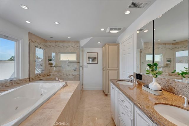 265 Bay Shore, Long Beach, CA 90803