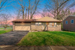 4317 Farnham Avenue, Portage City, MI 49002