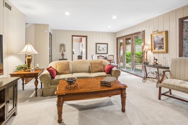 6991 Helsem Way 168, Dallas, TX 75230