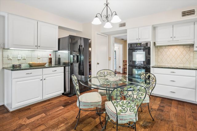 6991 Helsem Way 168, Dallas, TX 75230