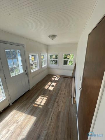 5523 Fenwick Drive, Toledo, OH 43623