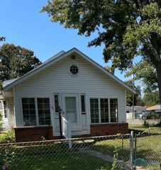 5523 Fenwick Drive, Toledo, OH 43623