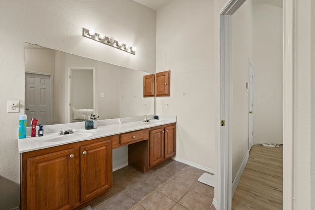 4516 Fox Sedge Lane, Denton, TX 76208