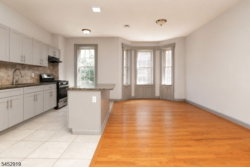 238 Fulton Ave, Jersey City, NJ 07305 — photo 3