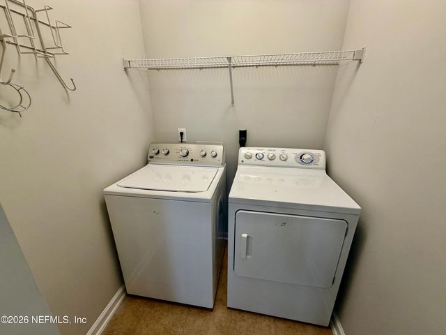 929 RAINDROP Lane, Middleburg, FL 32068