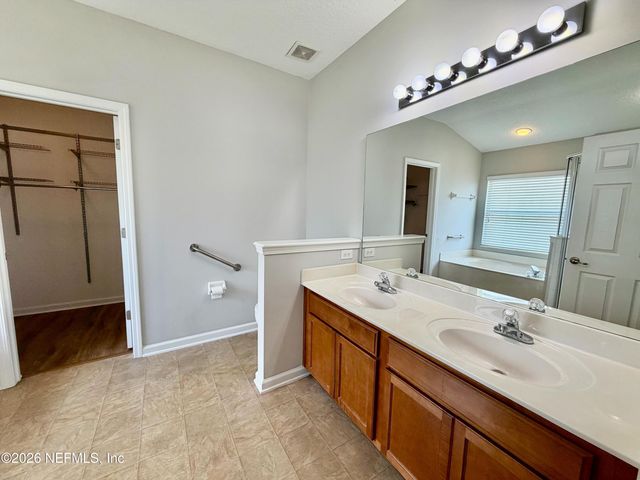 929 RAINDROP Lane, Middleburg, FL 32068