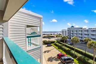 6102 Seawall Boulevard 322, Galveston, TX 77551