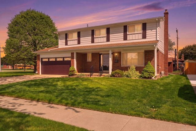 4021 Augustine Drive, Sterling Heights, MI 48310