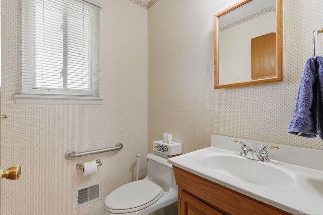 4021 Augustine Drive, Sterling Heights, MI 48310