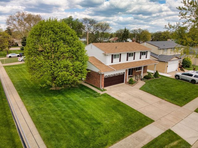 4021 Augustine Drive, Sterling Heights, MI 48310