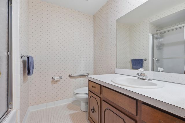 4021 Augustine Drive, Sterling Heights, MI 48310