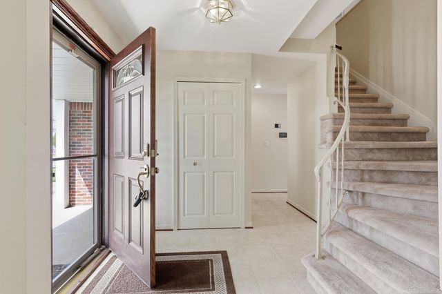 4021 Augustine Drive, Sterling Heights, MI 48310