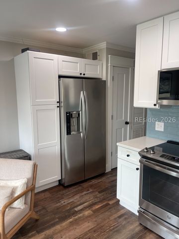 40 Folly Field Rd Apt B222, Hilton Head Island, SC 29928