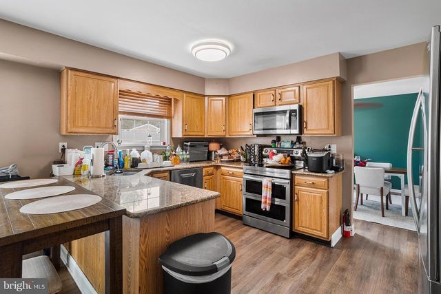 220 CHAMPION WAY, Sewell, NJ 08080