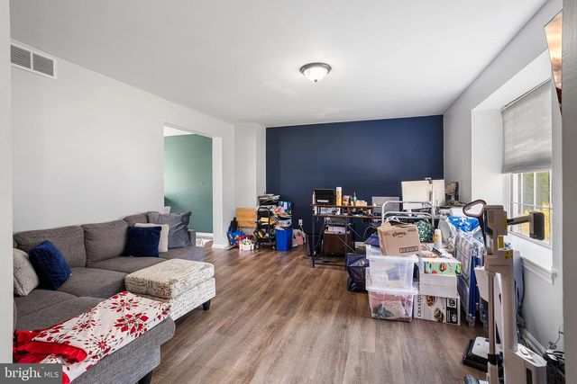 220 CHAMPION WAY, Sewell, NJ 08080
