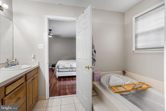 220 CHAMPION WAY, Sewell, NJ 08080