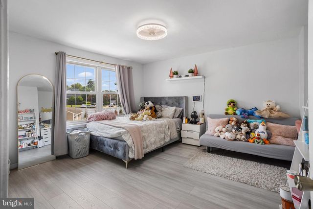 220 CHAMPION WAY, Sewell, NJ 08080