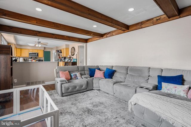 220 CHAMPION WAY, Sewell, NJ 08080