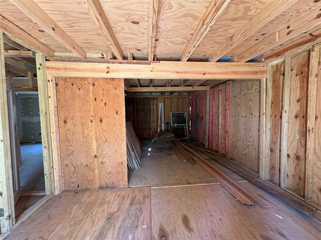 1300 Cherry Creek Drive, Shepherd, TX 77371