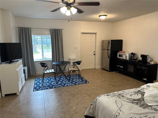 2400 10TH STREET, Orlando, FL 32820