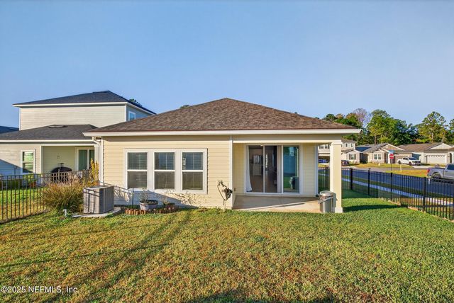 75598 BLACKBIRD Drive, Yulee, FL 32097