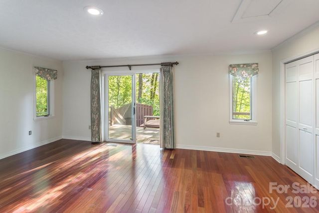 1126 Scenic Circle, Waynesville, NC 28786